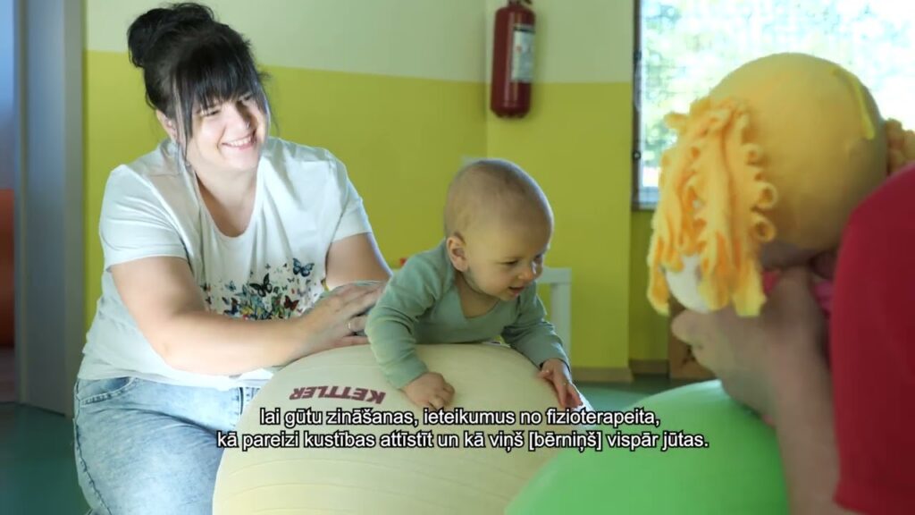Pirmsskolas adaptācijas periods ar dziesmām, rotaļām un fizioterapeitu